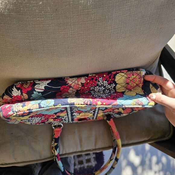 Vera Bradley Happy Snails Quilted Fabric purse Magnetic - Picture 10 of 10